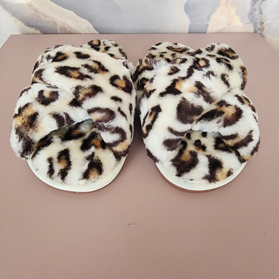 Fur Cross Slippers [Cream/Leopard]