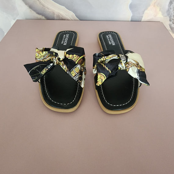 Silk Ribbon Casual Slippers [Black]