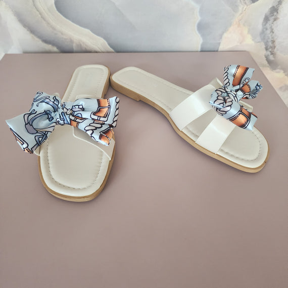 Silk Ribbon Casual Slippers [Cream]