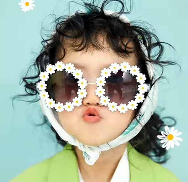 Cool Girls Sunglasses [Flower]