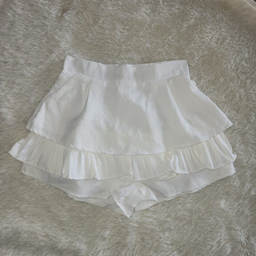 Shorts white